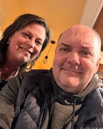 Robin Palmer's Instagram, Twitter & Facebook