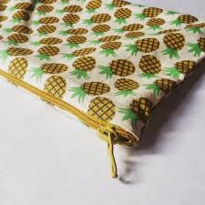 Diy Couture Apprenez A Coudre Une Pochette Avec Une Fermeture Eclair Couture Fermeture Eclair Tutoriel Couture Pochette Et Couture De Bricolage