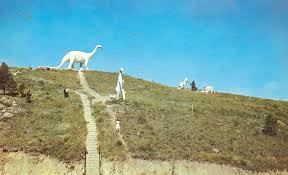 The dinosaurs featured have all be discovered in the midwest, and not far from the park dinosaur footprints have been found. Dinosaur Park Rapid City South Dakota