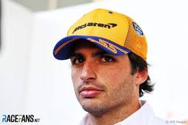 Carlos sainz pudo pasar el corte sin grandes problemas, séptimo, mientras que fernando alonso sufrió mucho más: Sainz Feels For His Fellow Famous F1 Son Mick Schumacher Racefans