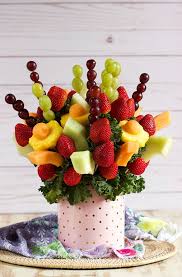 The Best Gifts Are Homemade And This Edible Fruit Bouquet Couldn T Be Simpler To Make Blooming Fruit Bouquet Diy Edible Fruit Arrangements Fruit Bouquet Ideas