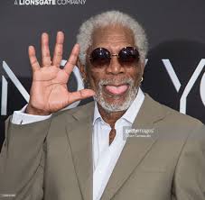 12 plot twist khiến người xem ngã ngửa trong năm 2016