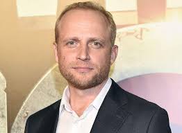 Born march 21, 1972) is a polish actor. Piotr Adamczyk W Serialu Marvela Czyli Hawkeye Z Polskim Akcentem Pc World Testy I Ceny Sprzetu Pc Rtv Foto Porady It Download Aktualnosci