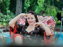رقص صافيناز فى احتفال راس السنة 2014. Fpbz6qmsfuhylm