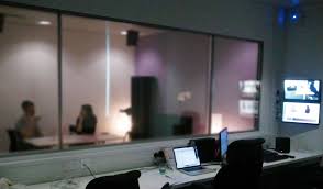 Don't worry, there is more than one way to tell the. Why You Shouldn T Use One Way Mirrors For Ux Research Learn Ux