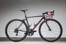 His best results are 1st place in gc la vuelta ciclista a españa, 1st place in. Simon Yates S Vuelta Winning Scott Addict Rc Cycling Weekly