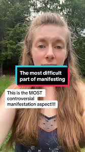 Manifestelle Controversy