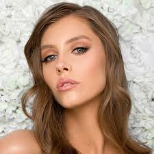 A happy congratulations to Marion & Wik! Enjoy your many wonderful years  together! #spanstade Couple: Marion Barrett Pienaar & Wik Venue: Rosemary  Hill Farm Wedding Planner: @caryn_vdb Photos & Video: Mighty Fine