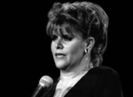 Seis cancionistas actuales de tango de nombre Patricia Barone, Duarte,  Ferro Olmedo, Malanca, Noval y Roberto