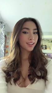 Explorando el universo de Bethany Camille