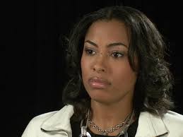 Shanae Hall discusses her new book about relationship