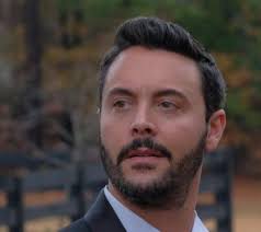 Who do you think I look like? : r/doppelganger