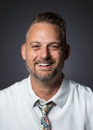 Surprising wife with annual passes to Disney World?