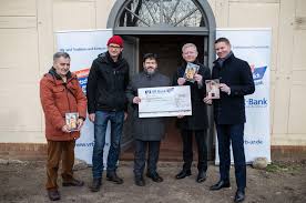 783 likes · 1 talking about this · 19 were here. Vr Bank Uckermark Randow Eg 20 000 Unterstutzung Fur Die Nabu Kirche Neu Temmen