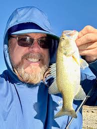 Visiting pet fish at Lake Elsinore