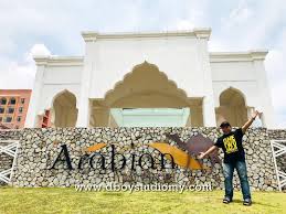 Mersing mersing mendapat nama daripada peristiwa penahanan buang daerah seorang pesuruh sultan pahang berbangsa sikh, kerana melakukan kesalahan yang berat. 10 Tempat Menarik Di Gambang Water Park Safari Park Bgrc Yang Harus Anda Lawati Dboystudio