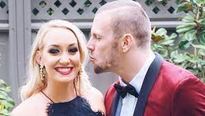 Maybe it was a bit cold in the geordie shore bedroom that day. Gold Medallists Brittany Elmslie Madi Wilson Join Kyle Chalmers At Marion Swimming Club The Advertiser