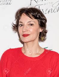 뉴욕, 뉴욕, 미국-2018 년 3 월 8 일 : 여배우 Jeanne Balibar가 Renez-Vous와 함께 프랑스 영화 개막의  밤-바바라 미국 시사회에서 FSLC의 Walter Reade Theatre, Manhattan 로열티 무료 사진, 그림, 이미지 그리고  스톡포토그래피.