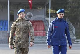 Kamuflaj pantolon, askeri giyim ve aksesuar. Jandarma Yeni Kiyafetleri Ile Gorev Basinda Anadolu Ajansi
