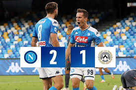 Napoli is competing with atalanta, ac milan, juventus, and lazio for udinese is in midtable obscurity with little to play for as the season draws to a close. Napoli Udinese 2 1 Decide Politano Eurogol Dopo Gli Sbadigli