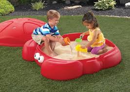 Step2 Crabbie Sandbox With Cover Only 55 At Walmart Sandbox Kids Sandbox Outdoor Toys
