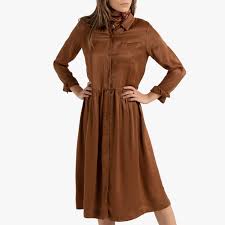 Questi guanti lunghi bianchi sono in imitazione seta, arrivano fino ai gomiti e sono cuciti in modo da creare effetti di guanti media lunghezza bianchi adulto. Abito Camicia Media Lunghezza Maniche Lunghe La Redoute Collections La Redoute