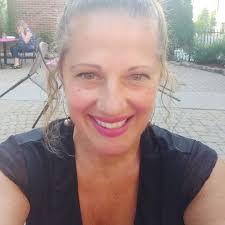 What are good and affordable dog groomers in St. Thomas?