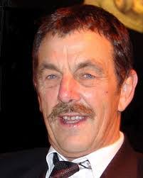 Andy Loader's Instagram, Twitter & Facebook