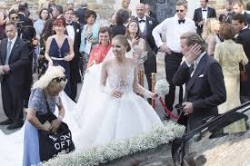 1,hotsale organza wedding dress real sample. Victoria Swarovski Wedding Dress