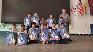 Sjk(c) desa jaya 2, kuala lumpur terletak di kawasan bandar dan mempunyai bilangan guru sebanyak 96 orang dan bilangan murid sebanyak 2124 orang. Empire Project Empire Project Added A New Photo At Facebook
