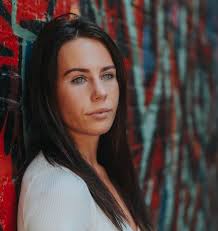 Denise Roy is making a rugby comeback, as the former young star is set to  join our women's rugby team this fall! Check out the story of her journey,  as she left