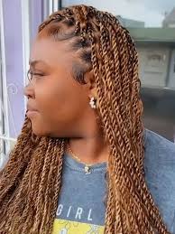 Cute goddess Island twist