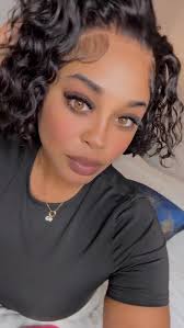 Hey Hey 👋🏼 I want to introduce myself for all the new faces