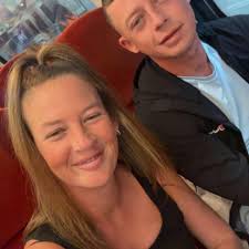 Becki Murphy (@becki.m.murphy) • Facebook