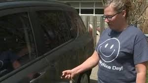 Jika kunci kontak mobil anda tidak mau berputar, ada beberapa hal yang bisa menyebabkan masalah ini. Misteri Mengapa Kunci Kereta Kawalan Jauh Tidak Berfungsi Di Bandar Kecil Ini Iluminasi