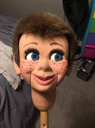 I did 3 performances at a camp of about 250. I usually do ventroloquism,  but just realised the first show I did rocky racoon with no talking. Then I  did Axtell seal