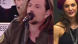 Secondo i rumors, emma marrone e enrico nigiotti sono fidanzati. Enrico Nigiotti Con Elena D Amario Sarebbe Finita Aldila Del Talent Show