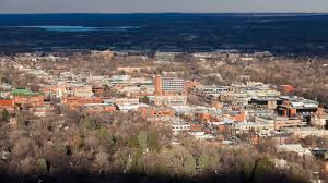 .was 97,385, while the population of the boulder metropolitan statistical area was 293,161. Boulder Colorado S Mapleton Hill Has A Norman Rockwell Feel Mansion Global