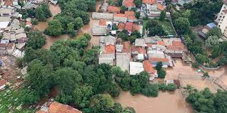 Kesan akibat daripada banjir besar/kilat di ulu kimanis. Kala 70 Persen Wilayah Ibu Kota Lumpuh Diterjang Banjir Halaman All Kompas Com