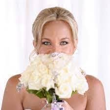 Amanda Dedrick's Instagram, Twitter & Facebook