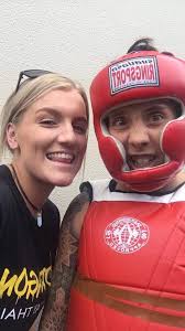 🤘 Women self defence class Tuesday night 6-30,basic MuayThai moves with  self defence and street awareness 👊 taken by our female instructor Tania .  If your done Tania MuayThai classes before, we