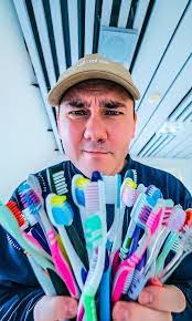 Dennis Tester's Instagram, Twitter & Facebook