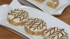 1 Petit Gateau Facile Et Rapide Youtube Gateau Oriental Sans Cuisson Petits Gateaux Aux Amandes Gateau Amande