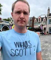 Currently waiting to rope drop that bathroom at six flags St. Louis. I  might be getting a bit old😭🤣