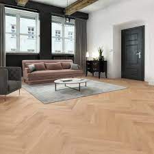 Parquet chêne massif bâtons rompus brut 70mm de large. Parquet Forte Chene Ceruse Blanc Vernis Brosse Planche Unique Baton Rompu Barlin Leroy Merlin