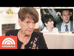 Brothers mark wahlberg and donnie wahlberg paid tribute to their late mother, alma, who died at the age of 78 mark wahlberg and brother donnie wahlberg mourn the death of their mother alma. Debbie Walhberg What Did Mark Wahlberg S Sister Die From
