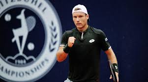 Juli, 12 uhr) und der ersten runde der qualifikation. Miedler Qualifiziert Sich Fur Hauptbewerb In Kitzbuhel Sky Sport Austria