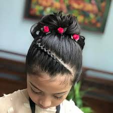 She just chose one of the easy to do hairstyles for school girls. 10 Cute And Easy School Girl Hairstyles For Long Hair Styles At Life