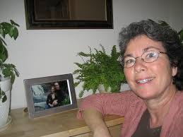 Roxanne Baker's Instagram, Twitter & Facebook