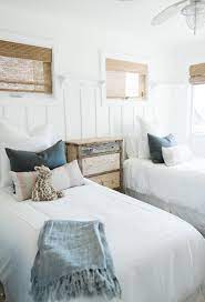Tour A Newport Beach Home With Cool California Style Beach House Interior California Style Interior Beach House Bedroom